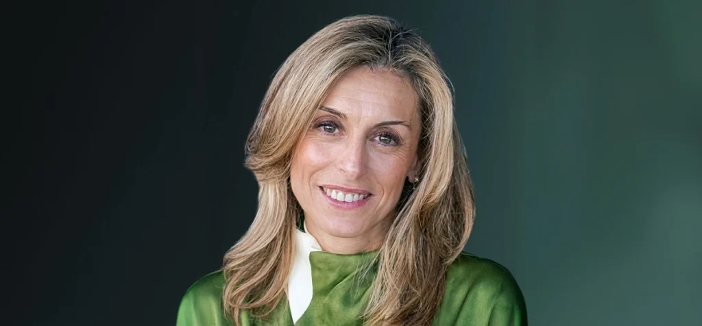María Adrados